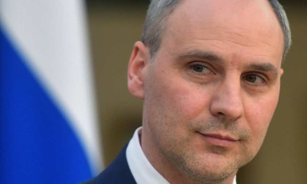 Паслер постановил обеспечить бесплатный проезд для школьников во всех городских округах региона